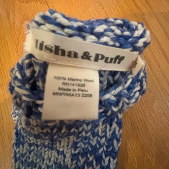 Misha and Puff Wool Mittens Adult - Picture 5 of 5